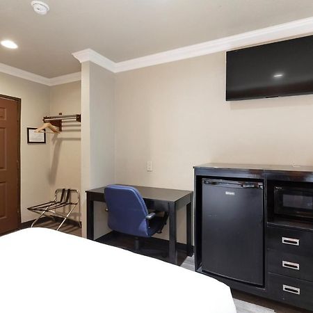 Le Blanc Inn & Suites El Monte Εξωτερικό φωτογραφία